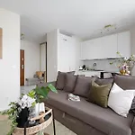 Appartement Ts Gold New Town & Free Private Parking