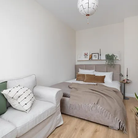 아파트 Ts Gold New Town & Free Private Parking 슈체친