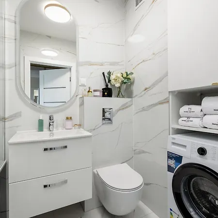 아파트 Ts Gold New Town & Free Private Parking *