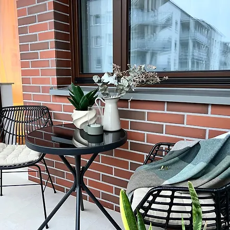 아파트 Ts Gold New Town & Free Private Parking 슈체친