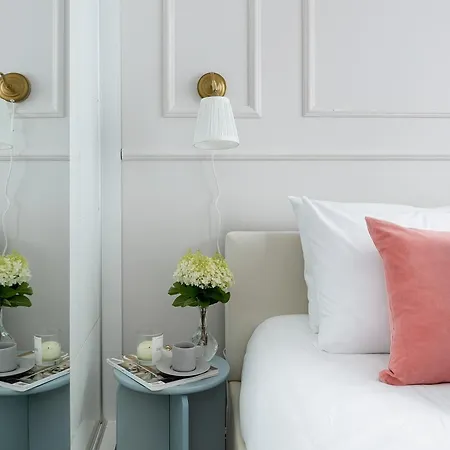 Ts Gold New Town & Free Private Parking * 슈체친