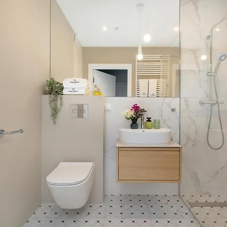 Apartment Ts Gold New Town & Free Private Parking Stettin