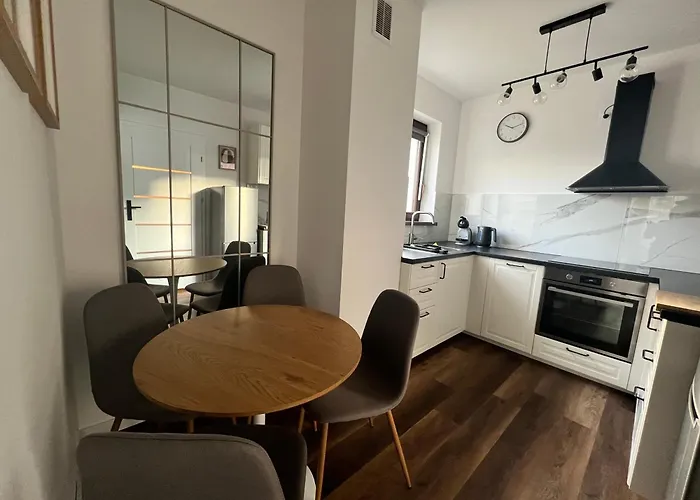 Ts Gold New Town & Free Private Parking * Στσέτσιν